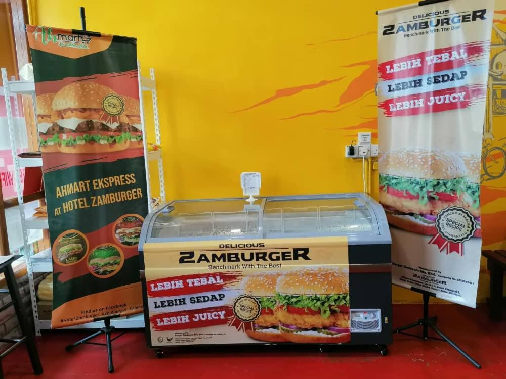 Hotel Zamburger Heritage Melaka Екстериор снимка