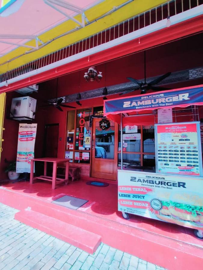Hotel Zamburger Heritage Melaka Екстериор снимка